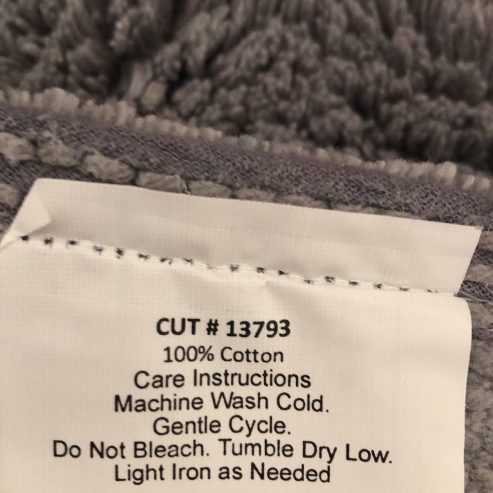 SET OF 2 BATH RUGS / EMMERSON COLLECTION - Picture 5 of 8